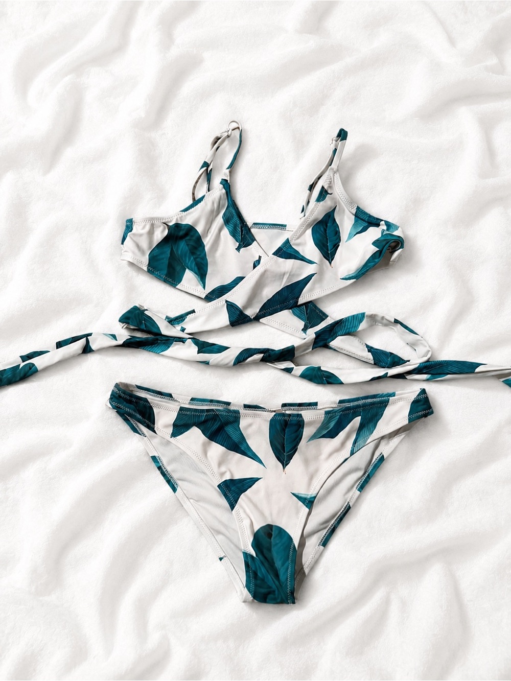 Cupshe Teal Leaf-Print White Wrap Bikini